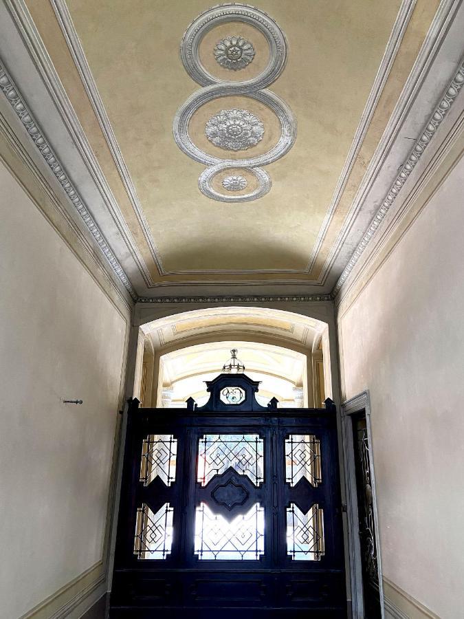 Fascinating Central Hideaway In A Physicist'S Home Como Exterior photo